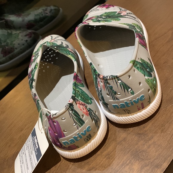 Native shoes - Picture 3 of 6